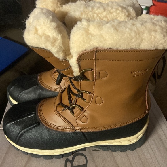 Bearpaw Kelly Snow boot - Picture 2 of 4